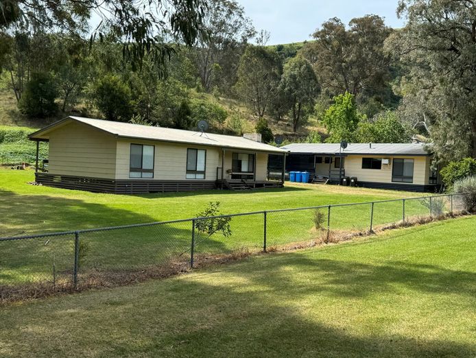 a-rare-freehold-caravan-park-and-tourism-gateway-in-victorias-high-country-3