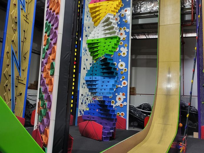 under-offer-thriving-indoor-climbing-business-under-management-vic-3