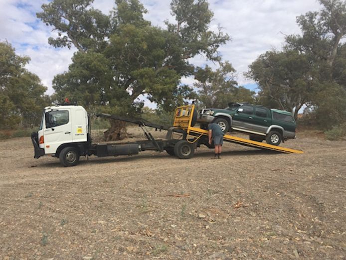 under-offer-outback-towing-4-215-4-recovery-and-repair-specialist-south-australi-3