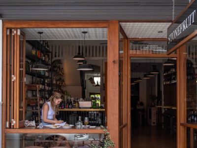 award-recognised-hospitality-business-stonefruit-tenterfield-6