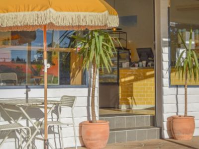 sundays-coffee-house-walk-in-walk-out-rocklea-1