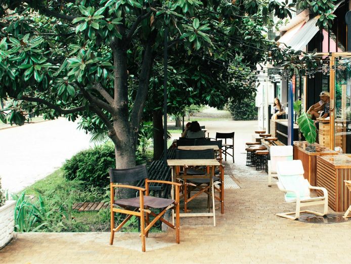 exciting-opportunities-at-lake-moogerah-a-unique-cafe-for-sale-0