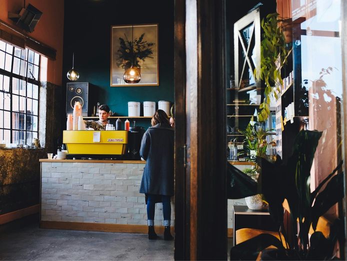 do-not-miss-this-exceptional-cafe-opportunity-in-the-somerset-region-0