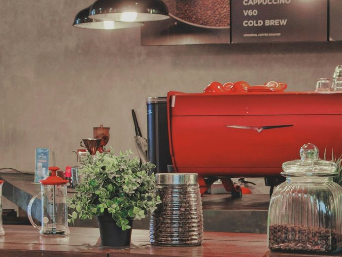 specialty-coffee-cafe-for-sale-prime-position-in-burleigh-0