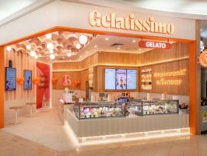 award-winning-gelato-cafe-gelatissimo-kawana-shoppingworld-qld-0