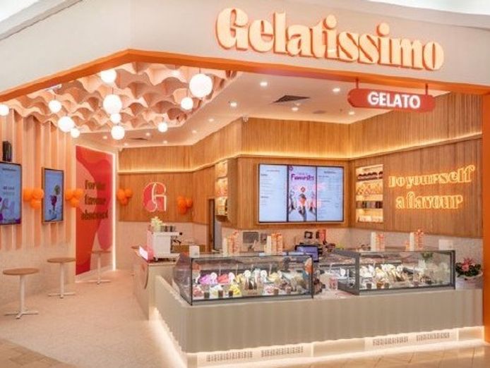 gelatissimo-gelato-ice-cream-cafe-sunset-plaza-ocean-reef-wa-0