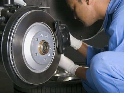 market-leading-automotive-parts-vehicle-recovery-operation-1