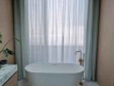 strong-returns-flexible-lifestyle-home-based-window-treatments-business-2