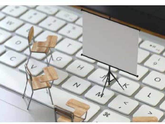 iconic-designer-furniture-business-corporate-market-focus-1