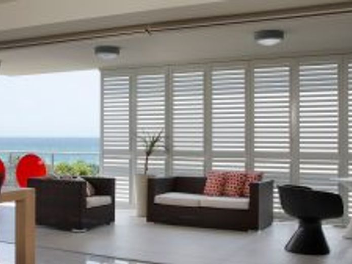 strong-returns-flexible-lifestyle-home-based-window-treatments-business-0