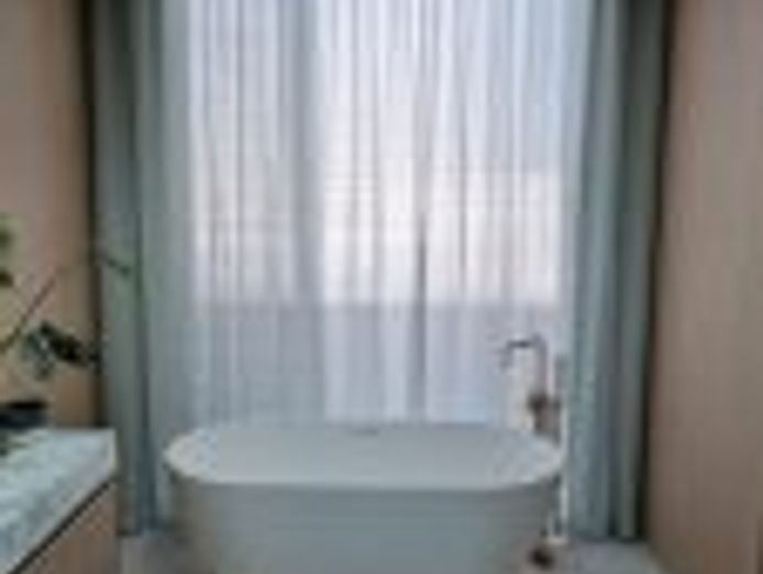 strong-returns-flexible-lifestyle-home-based-window-treatments-business-2