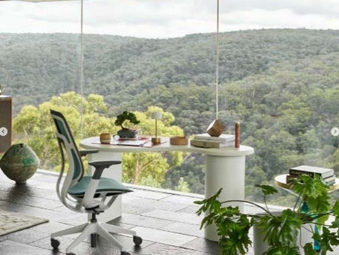 iconic-designer-furniture-business-corporate-market-focus-0