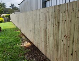Fencing Business in Noosa for Sale.