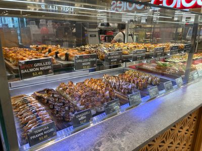 profitable-and-stable-income-sushi-takeaway-business-1