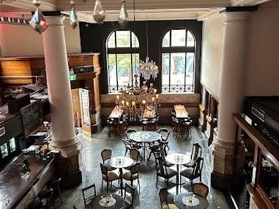 upscale-cocktail-bar-in-prime-newcastle-location-2