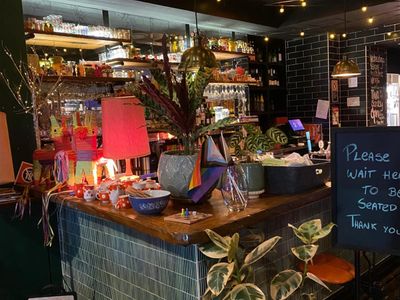 funky-bar-restaurant-in-inner-west-4