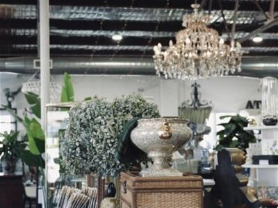designer-vintage-emporium-amp-cafe-5