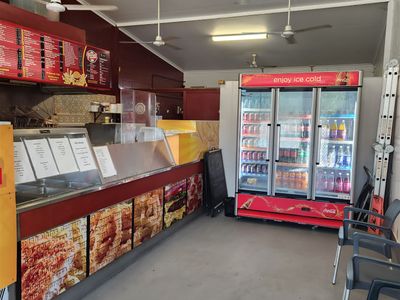 established-family-run-snack-bar-0