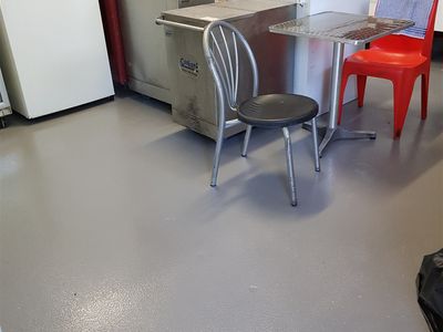 established-family-run-snack-bar-2