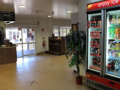 freehold-building-with-cafe-3