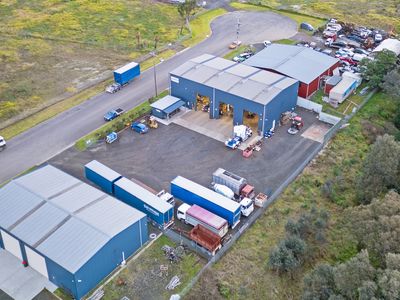 well-established-truck-and-trailer-mechanics-business-available-for-purchase-2