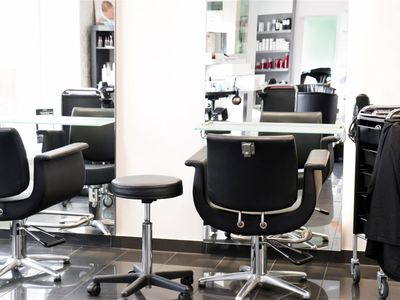 blow-out-your-way-to-success-in-the-hair-and-beauty-industry-0