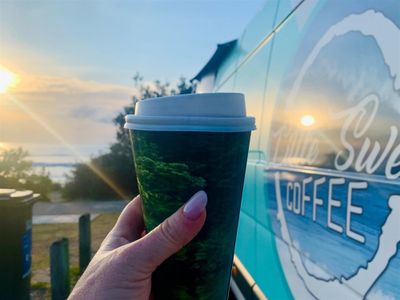 profitable-beachside-mobile-coffee-van-prime-location-3