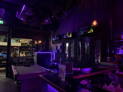 wiwo-cocktail-bar-situated-on-the-iconic-chapel-street-mobile-bars-business-2