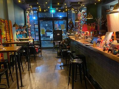 funky-bar-restaurant-in-inner-west-5