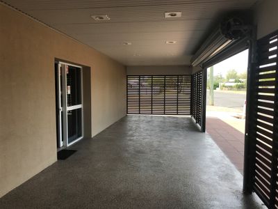 freehold-building-with-cafe-6
