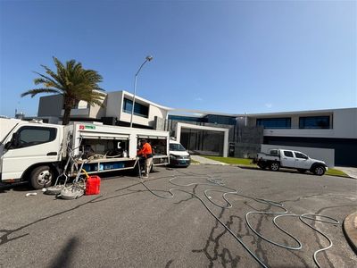 pressure-cleaning-and-gutter-cleaning-0