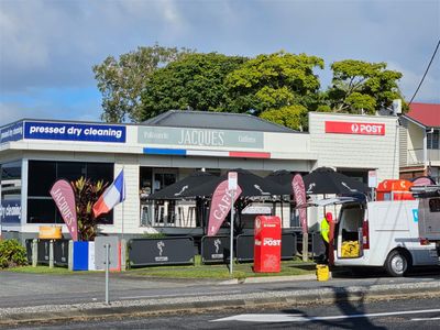 wood-fired-italian-gourmet-pizza-deli-at-gumdale-7