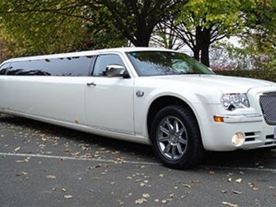 vintage-car-amp-limo-hire-specialising-in-weddings-amp-events-3
