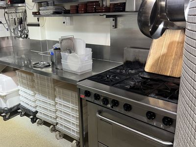 wood-fired-pizza-restaurant-1