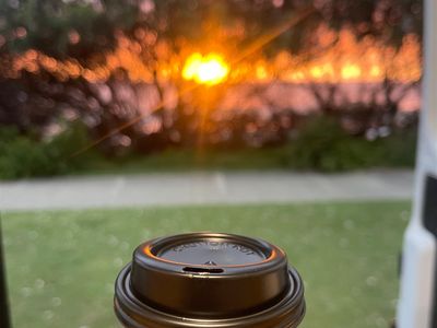 profitable-beachside-mobile-coffee-van-prime-location-1