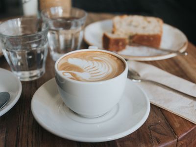 cafe-and-bar-operation-in-idyllic-commercial-location-1