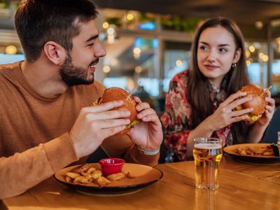 popular-family-friendly-restaurant-in-prime-location-2