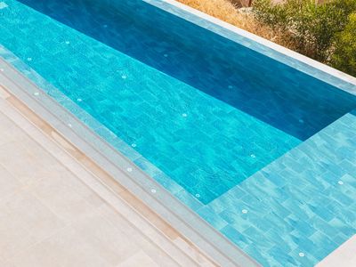 specialist-fibreglass-pool-business-with-growth-potential-0