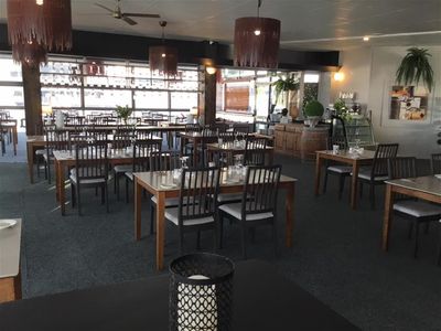 waterfront-dining-3