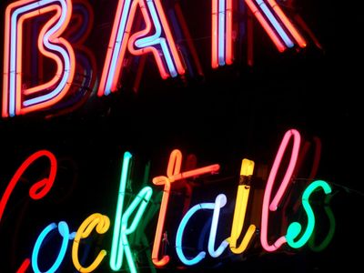 turnkey-cocktail-bar-in-premier-hospitality-district-3