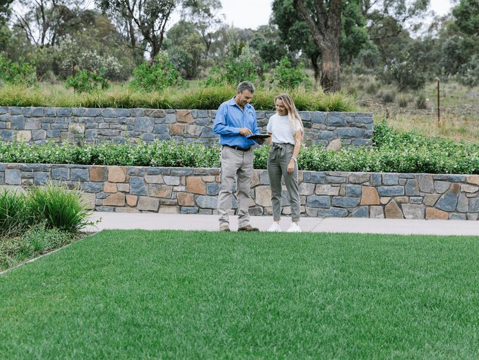 coochie-hydrogreen-lawn-care-franchise-available-in-melbourne-2