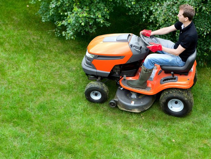 well-known-retailer-and-service-provider-of-sxs-and-power-tools-2