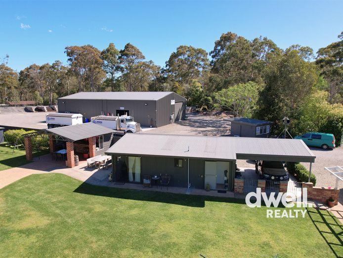 landscaping-and-supplies-business-with-multiple-dwellings-6