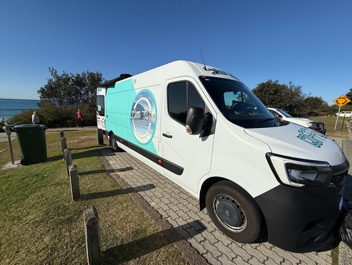 profitable-beachside-mobile-coffee-van-prime-location-8