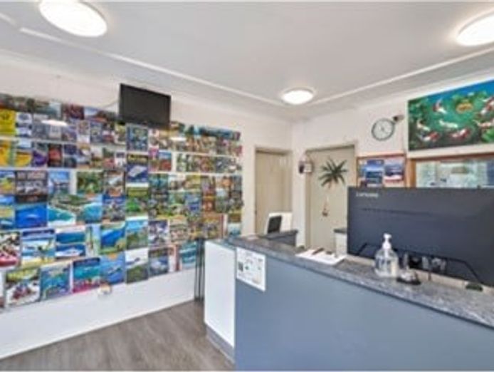 possibly-the-best-management-rights-deal-ever-7