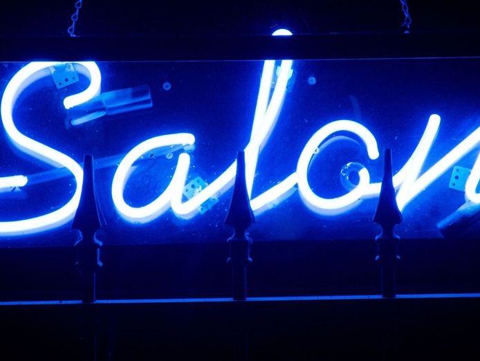 innovative-and-profitable-salon-with-a-great-team-1