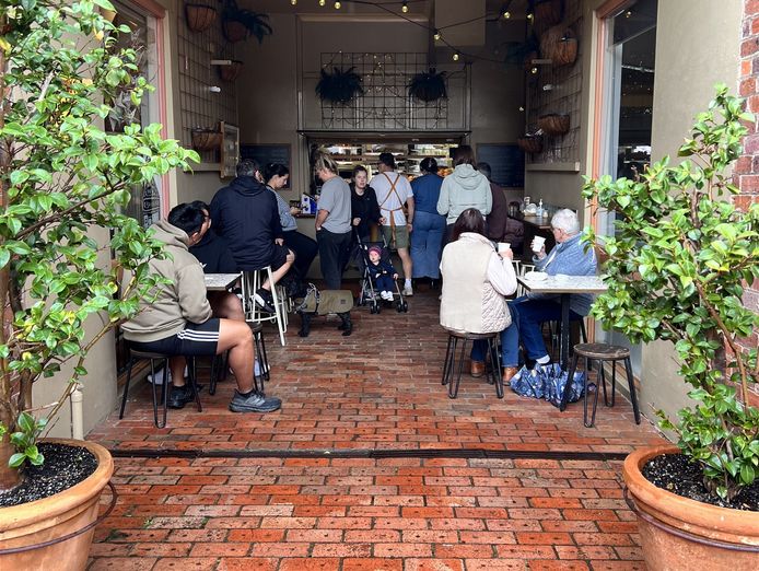 unique-thriving-cafe-geelong-4
