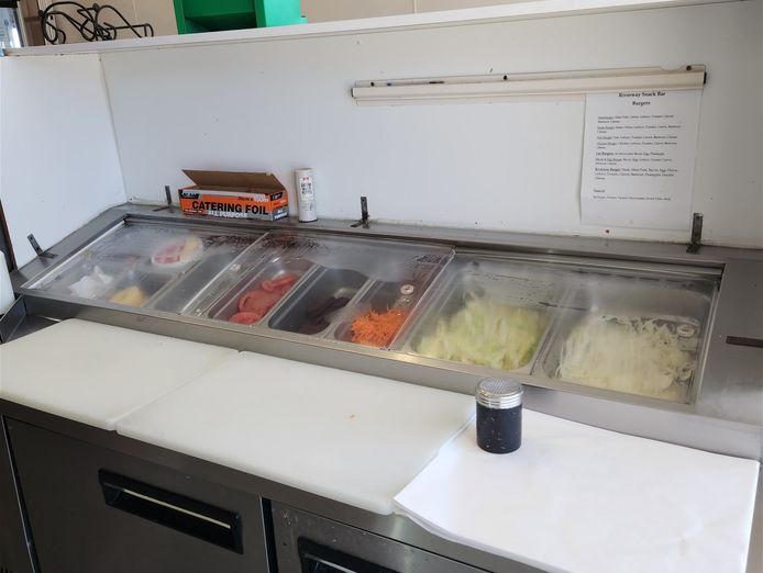 established-family-run-snack-bar-3