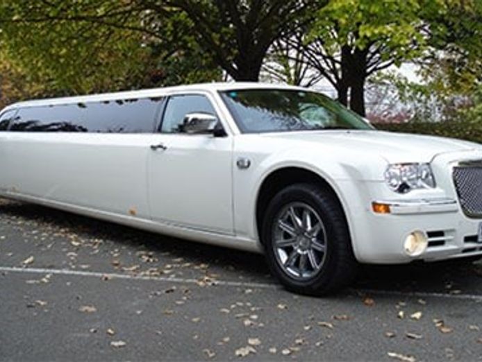 vintage-car-amp-limo-hire-specialising-in-weddings-amp-events-3