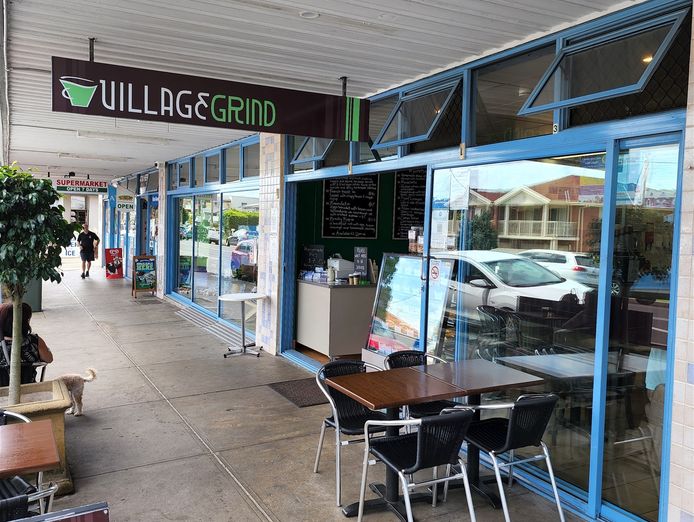 profitable-and-popular-cafe-with-plenty-of-parking-6